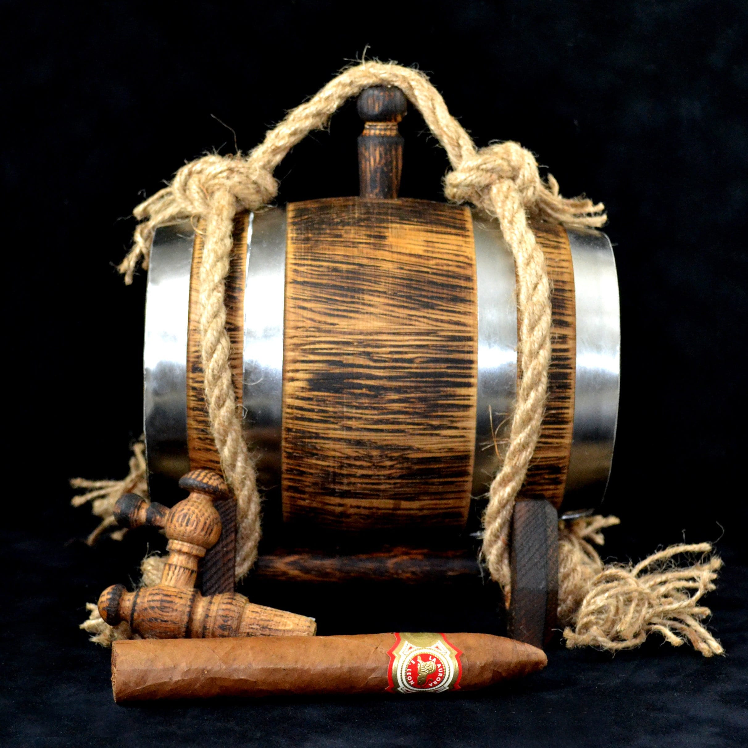 Personalized aging oak Barrel 1, 2, 3, 5. 10, 15 L, Oak cask, Aging Barrel Rum Bourbon Scotch  Whiskey Gift for Men him dad Groomsmen Groom