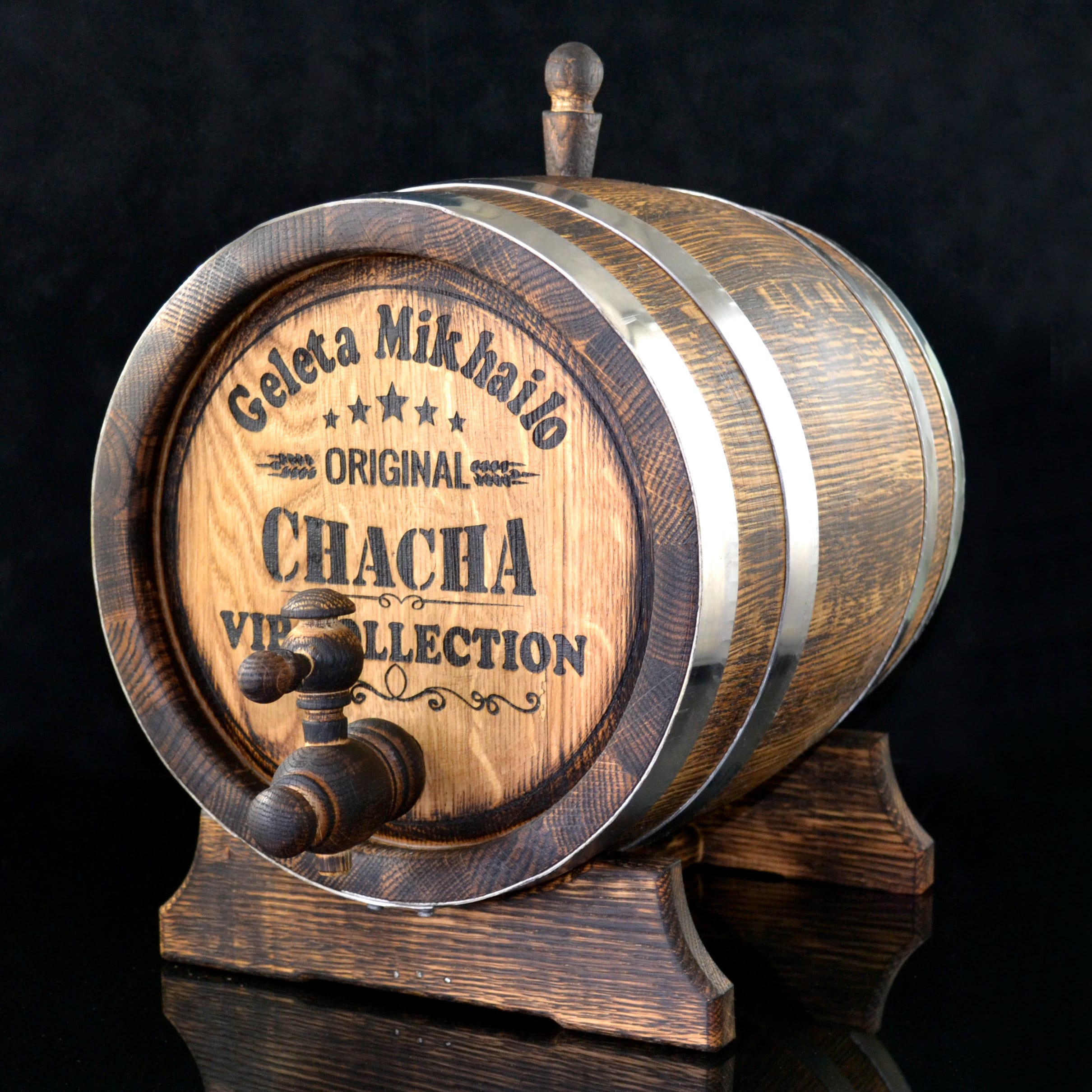 How to Impress Any Whiskey Lover - Personalized Oak Whiskey Barrel: The Perfect Gift for Him, Groomsmen, Dad, Husband, and Wine Enthusiasts