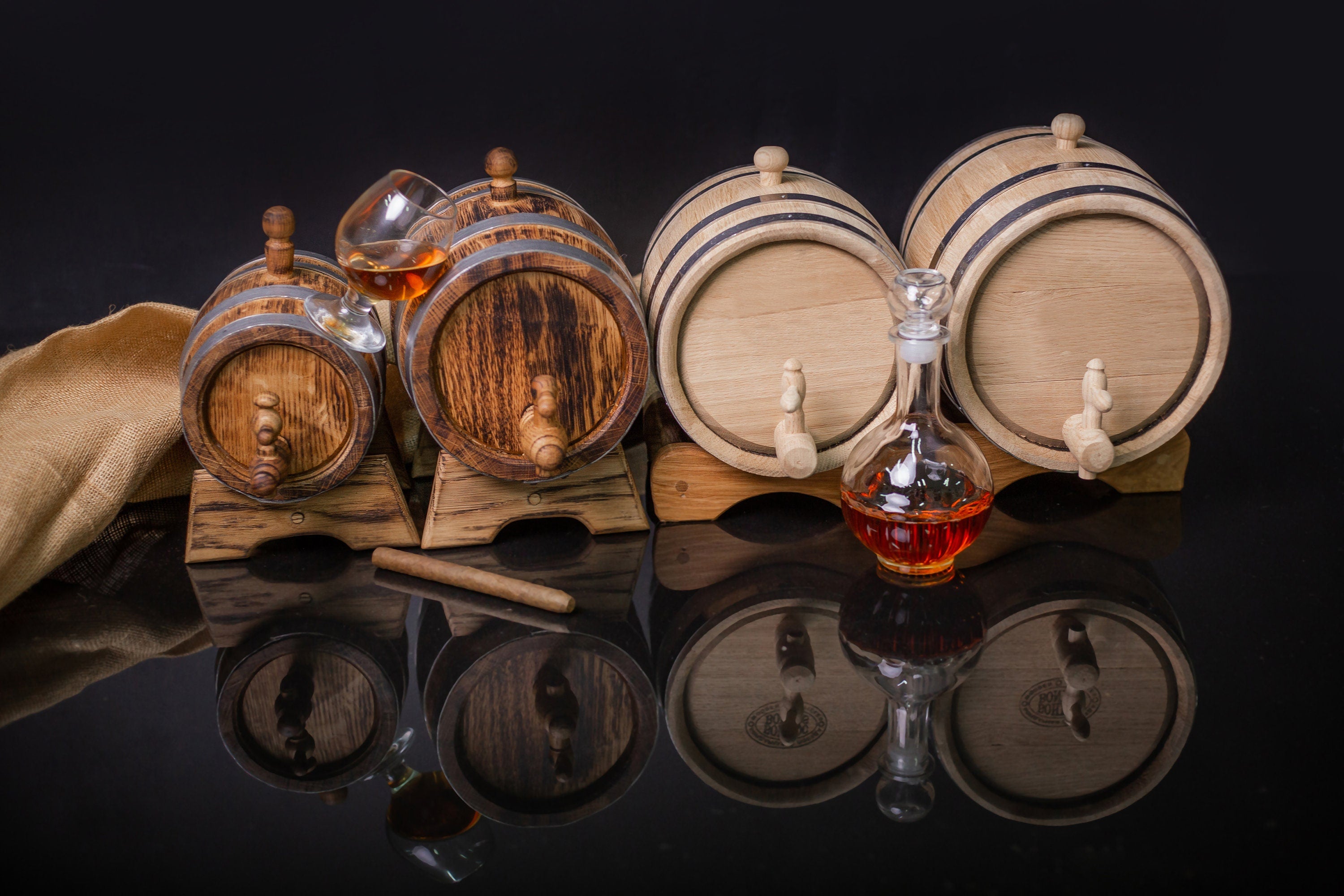 Aging Done Right: Personalized Oak Barrels for Whiskey Brandy, Bourbon 1, 2, 3, 5, 10, 15 Liter Stainless Tap, Oak cask Gift for Men him dad