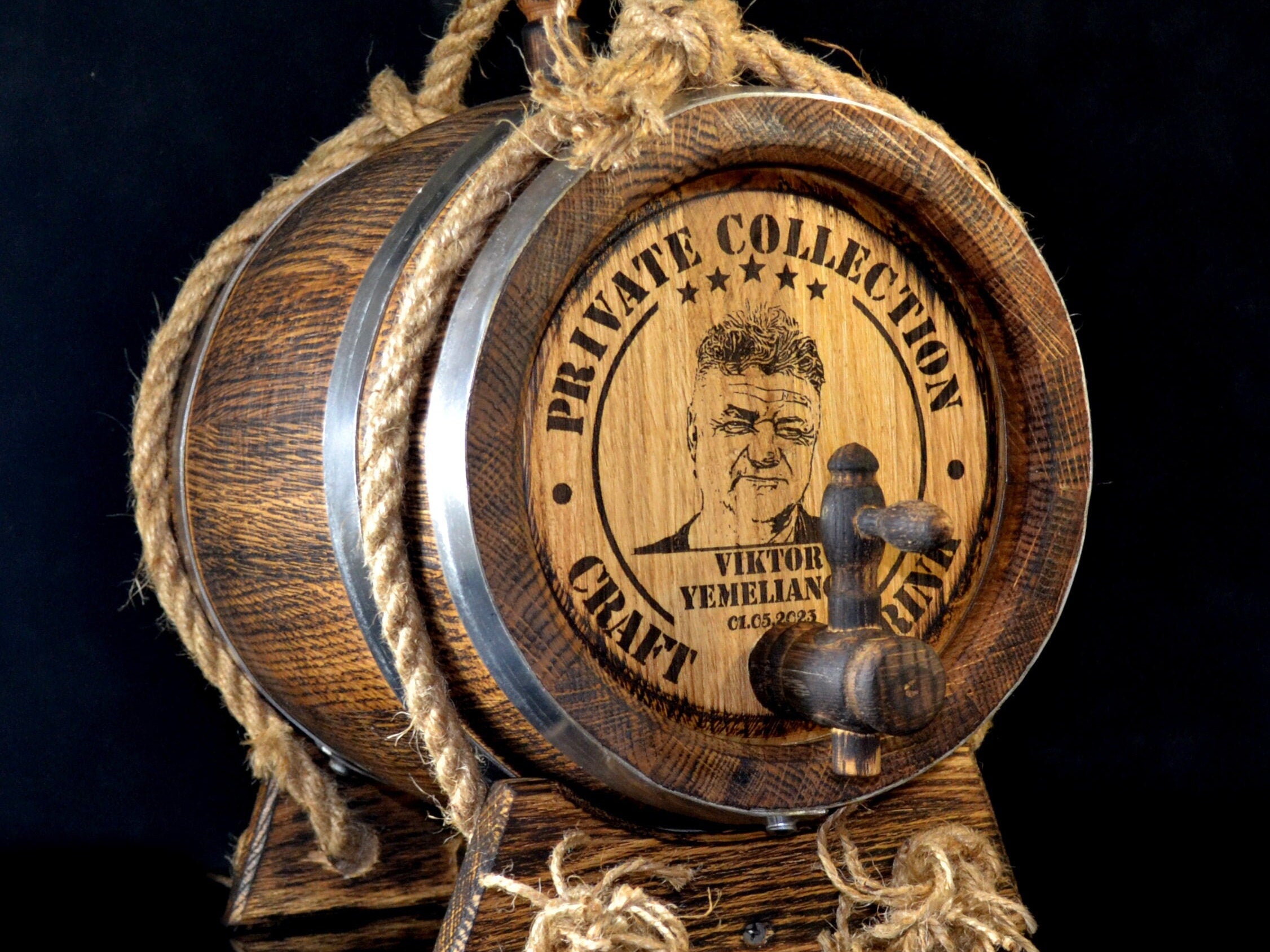 Oak Barrel, 1, 3, 5. 10, 15 Liter Oak Whiskey Barrel, Rum Barrel, Aging Barrel Bourbon Barrel Gift for Man Scotch Lover oak winemaker barrel