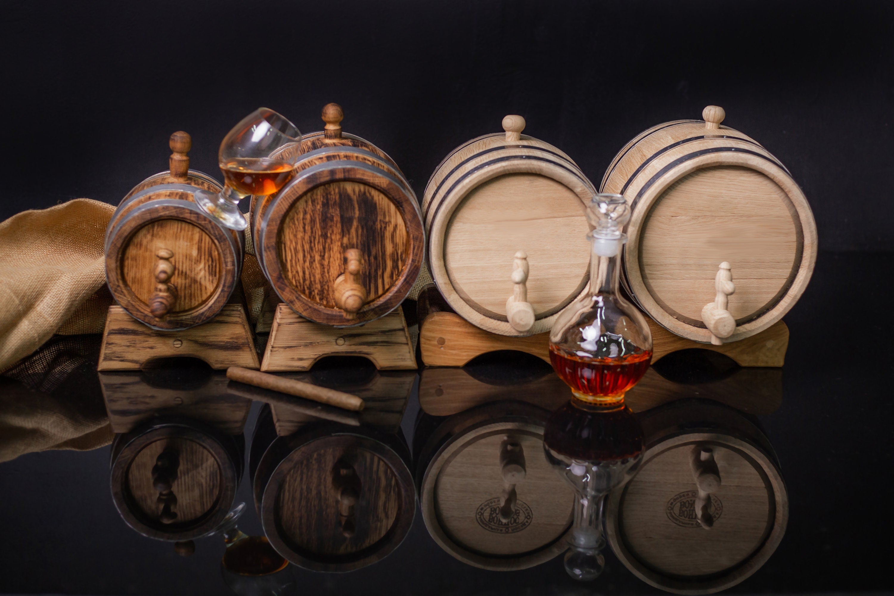 Aging Done Right: Personalized Oak Barrels for Whiskey Brandy, Bourbon 1, 2, 3, 5, 10, 15 Liter Stainless Tap, Oak cask Gift for Men him dad